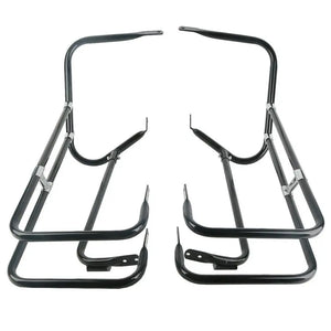 Garde double rail chromé autour des sacoches d'une Harley-Davidson Touring - vue 5