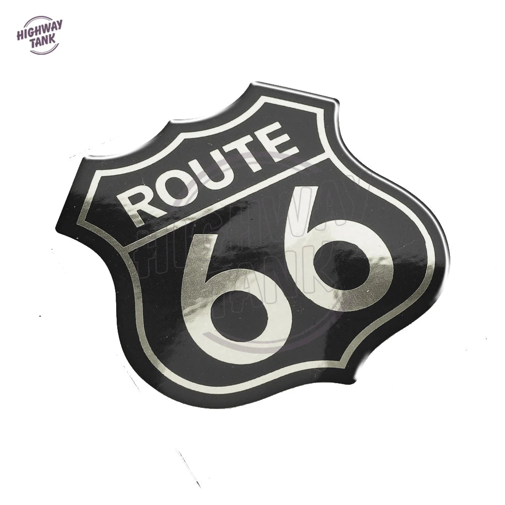 Autocollant 3D Route 66 doré sur réservoir de moto - vue 2