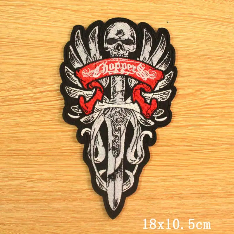 Écusson brodé crâne et cœur style moto biker - vue 2