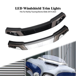 Baguette LED blanche fixée le long du pare-brise d'une Harley-Davidson Touring - vue 1