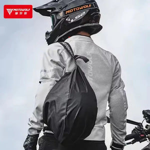 Sac à dos porte-casque vert armée pour moto - vue 2