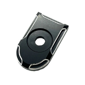 Cache de vis de fixation de selle en aluminium sur une Harley-Davidson - vue 15
