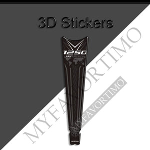 Protection de réservoir 3D noire sur Harley Pan America - vue 10