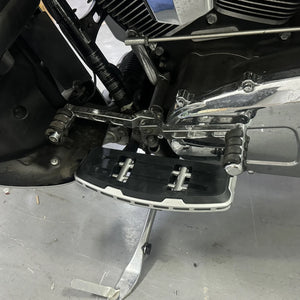 Repose-Pieds Conducteur (Footboards) Forgés Aluminium - Harley-Davidson Touring, Softail, Trike – photo 3/10