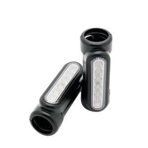 Feu LED chromé fixé sur un pare-carters de Harley-Davidson - vue 3