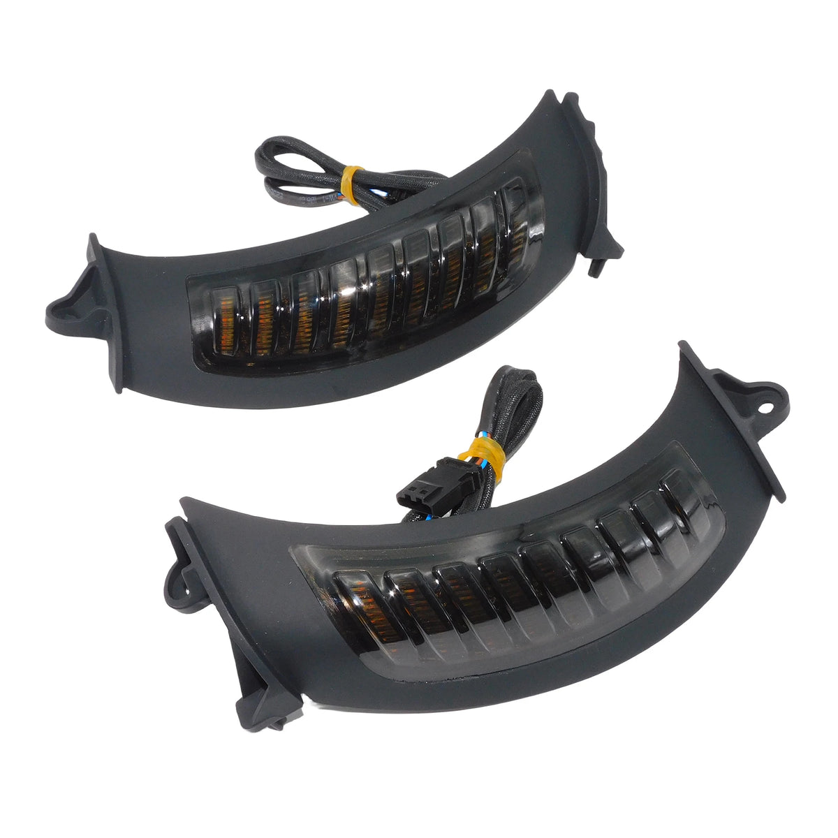 Clignotant LED latéral ambre et blanc sur une Harley-Davidson Road Glide - vue 2