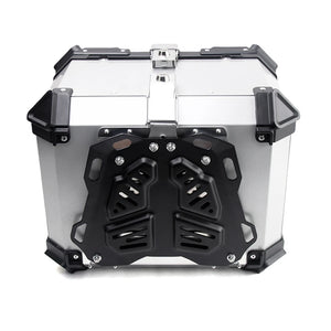 Top case moto en aluminium noir avec serrure, fixé sur un porte-bagages arrière - vue 4