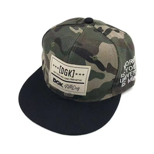 Casquette brodée à visière plate, vue de face - vue 41