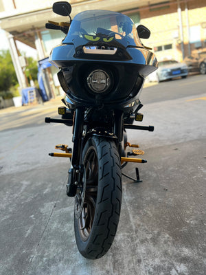 Feu à Défilement LED pour Sacoches (Frein/Clignotant) - Harley-Davidson Touring 2014 et plus – photo 1/8