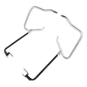 Barre de protection noire à l'avant des sacoches d'une Harley-Davidson CVO Road Glide - vue 7