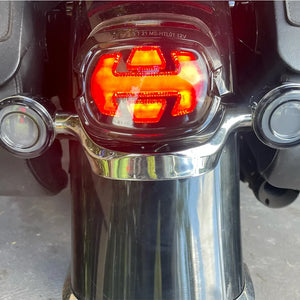 Feu arrière LED fumé pour Harley Touring - vue 3