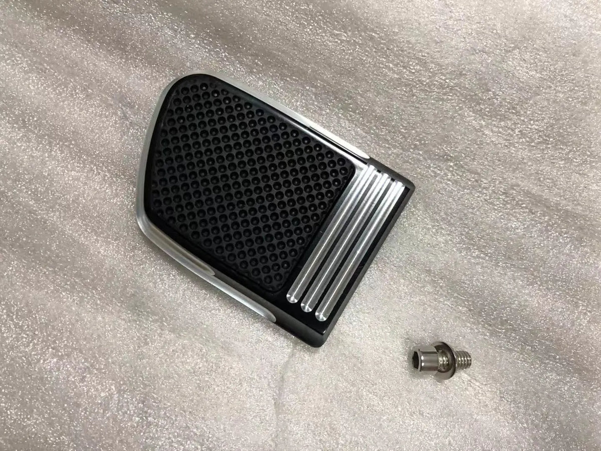 Pédale de frein Defiance pour Harley-Davidson Softail FLSB, FXBR, FXBRS 2018 et plus récentes (commandes avancées) – photo 3/7
