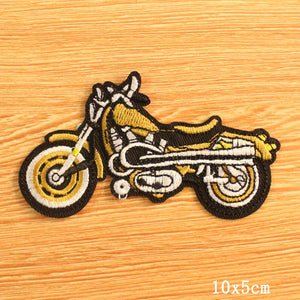 Écusson brodé crâne et cœur style moto biker - vue 8