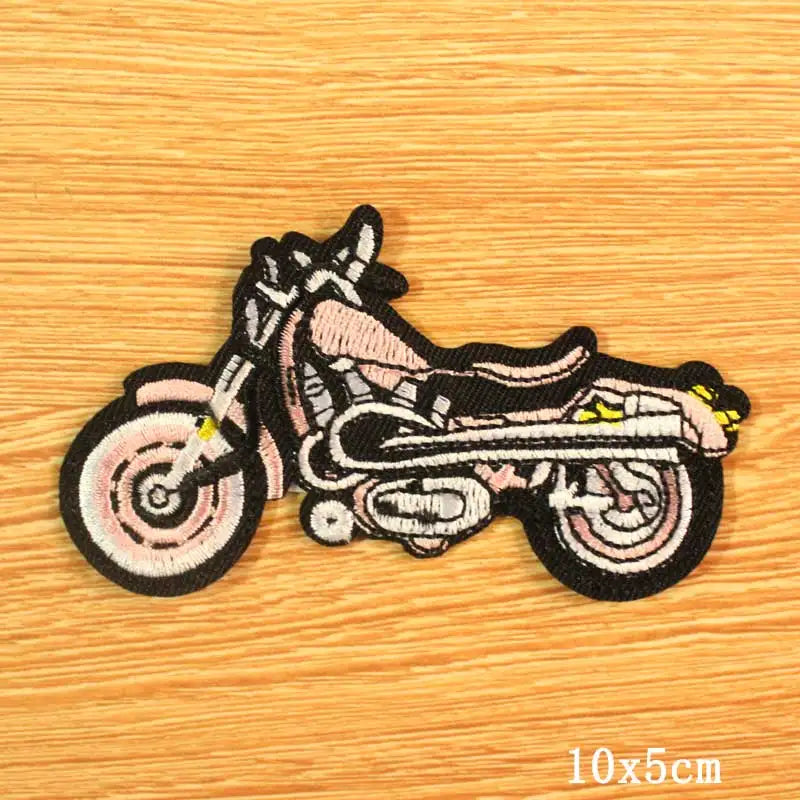 Écusson brodé crâne et cœur style moto biker - vue 18