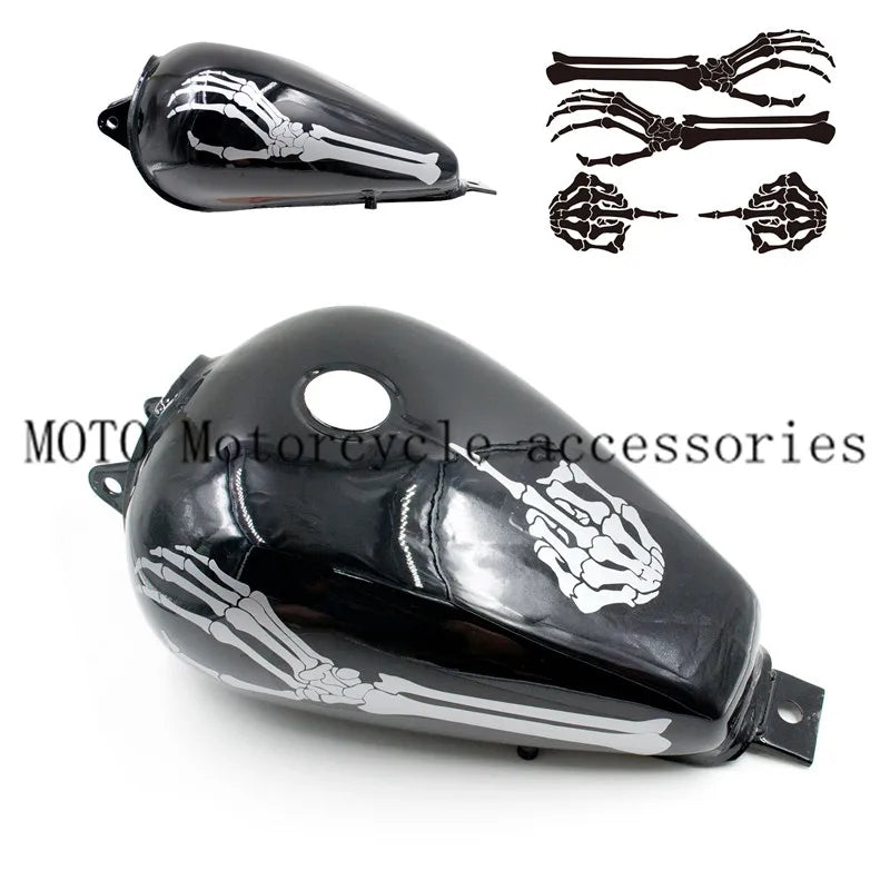 Autocollant main squelette sur réservoir de Harley - vue 1