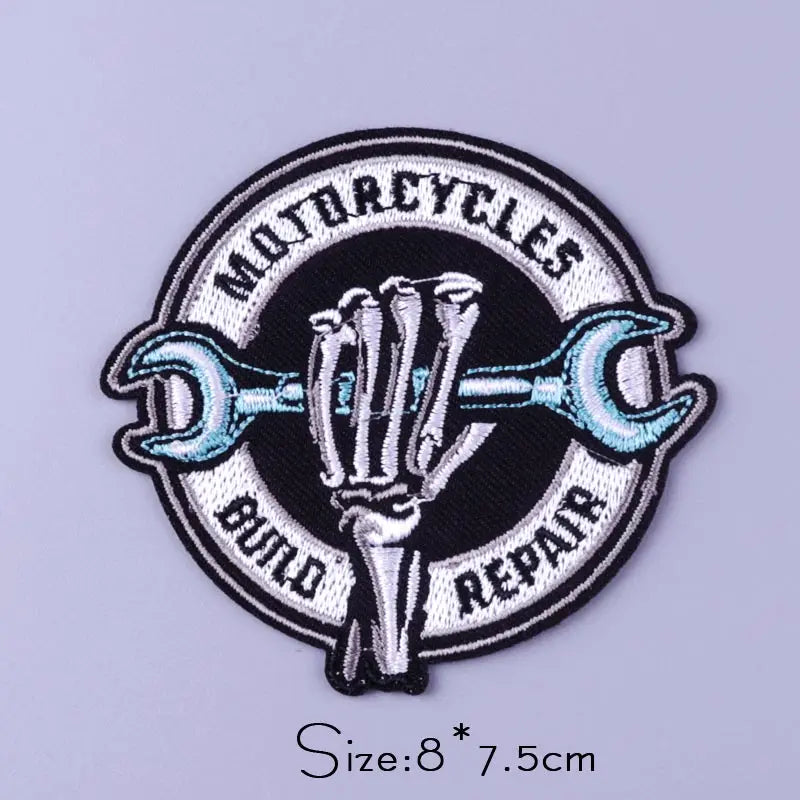Écusson brodé rayures hippie punk avec crâne à repasser - vue 34
