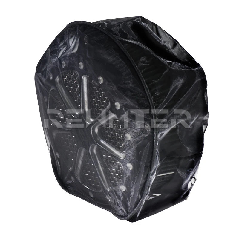 Housse noire imperméable posée sur le filtre à air d'une moto Harley-Davidson - vue 3