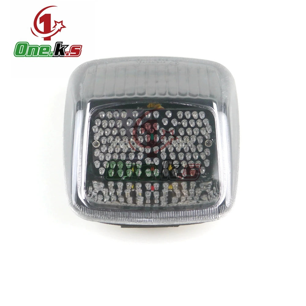 Feu arrière LED à clignotants intégrés pour Harley V-Rod - vue 8