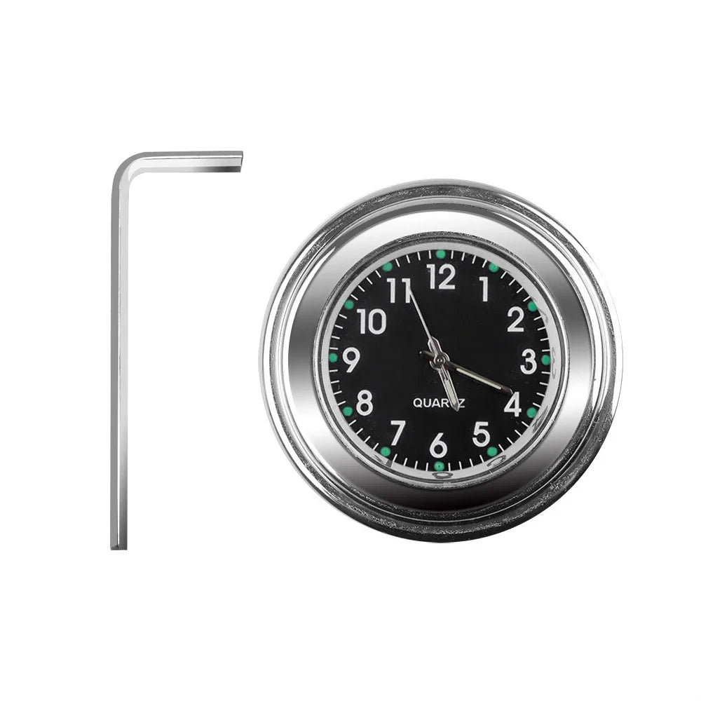 Horloge à quartz noire fixée sur le guidon d'un scooter - vue 8