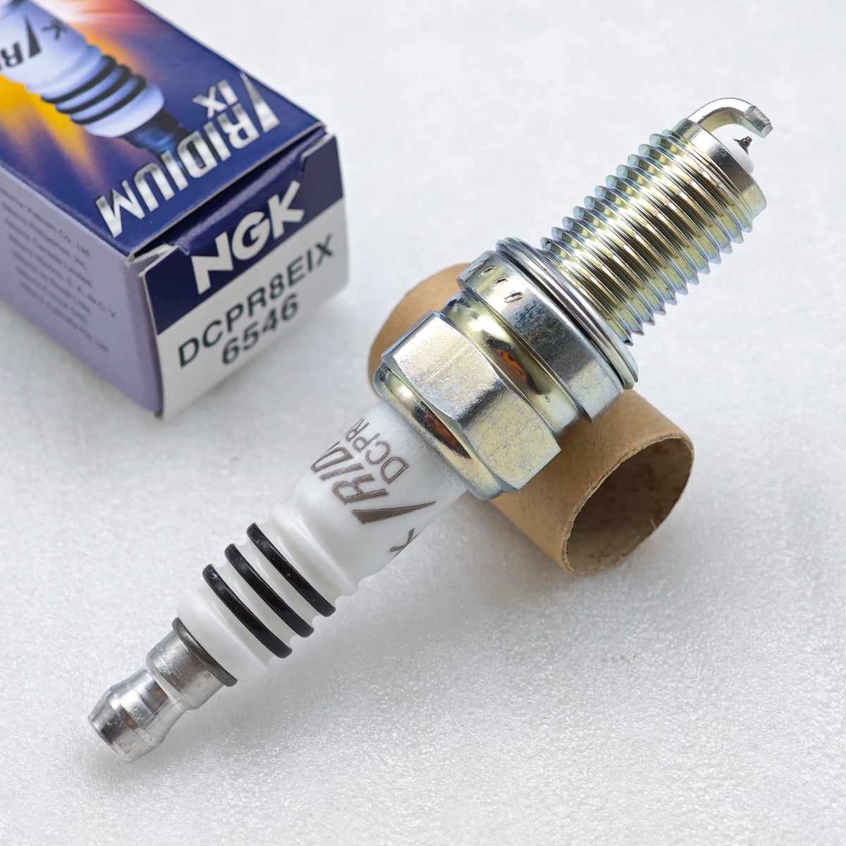 Bougie iridium DCPR8EIX pour Harley Sportster 883 - vue 2