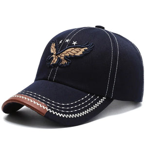 Casquette beige brodée d'un aigle, vue de face - vue 6