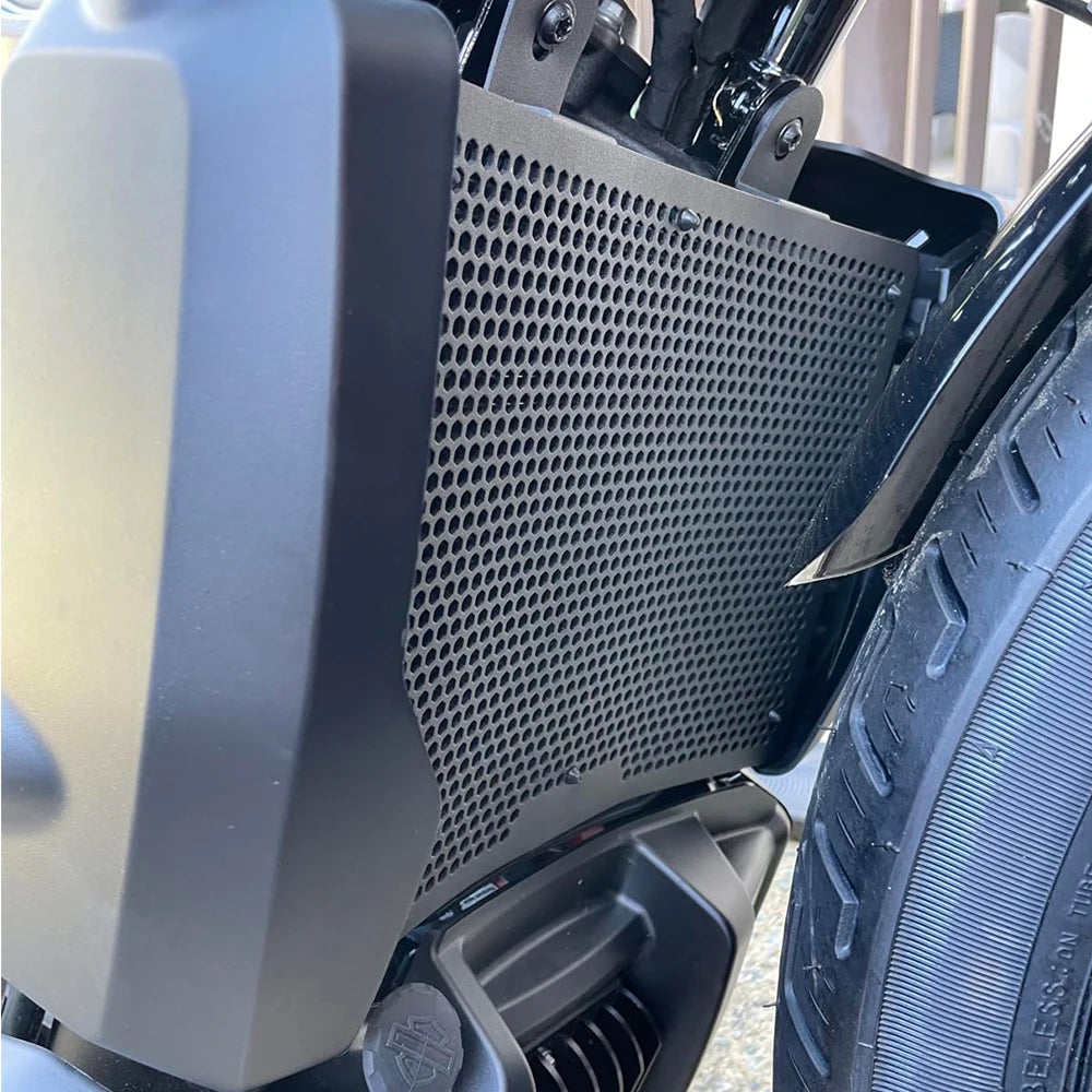 Grille de Protection Radiateur Aluminium Noire - Harley-Davidson Nightster 975 / RH975 2022-2024 – photo 6/8