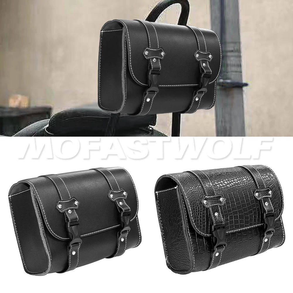 Sacoche de fourche en cuir PU noir fixée sur la fourche avant d'une moto - vue 1