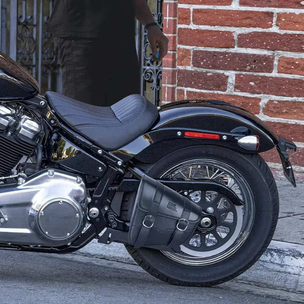 Sacoche de bras oscillant en cuir noir côté gauche pour Harley Softail - vue 3