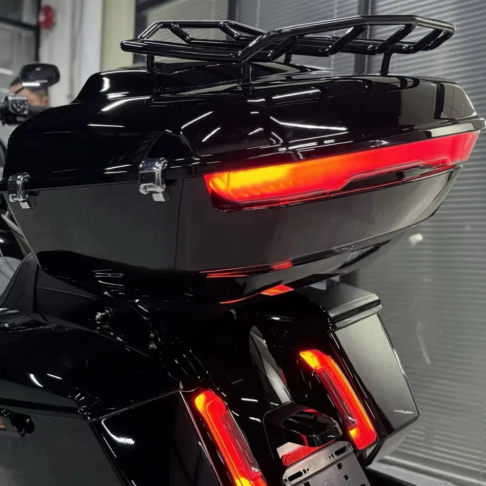 Bandeau de remplissage pour feu arrière de malle Grand Tour-Pak - Harley-Davidson 2023-2026 – photo 4/7