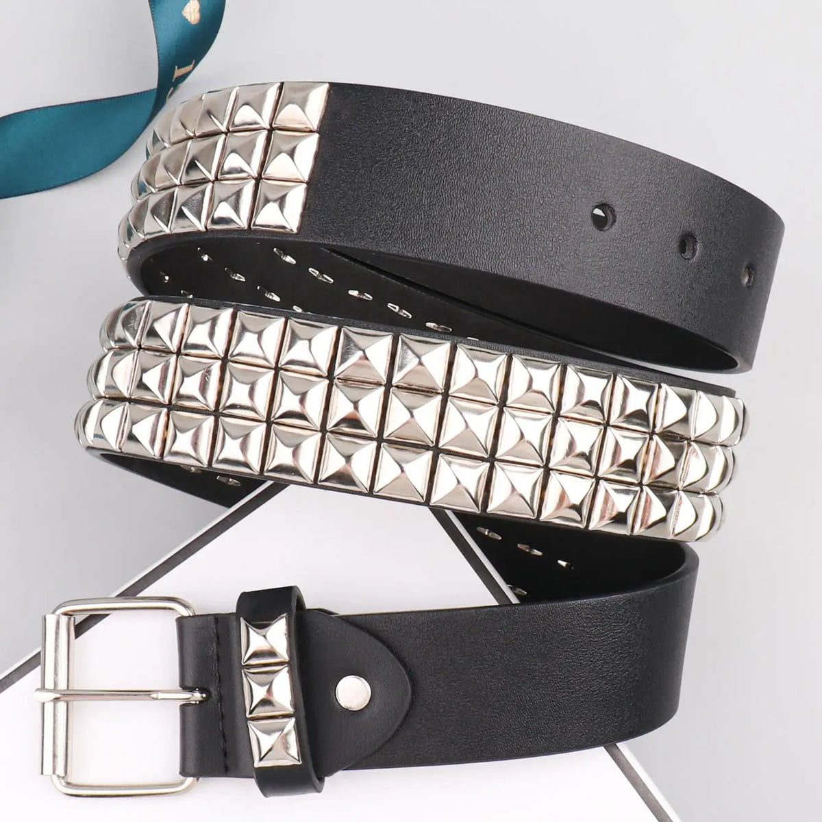 Ceinture noire simili cuir cloutée boucle métal - vue 3