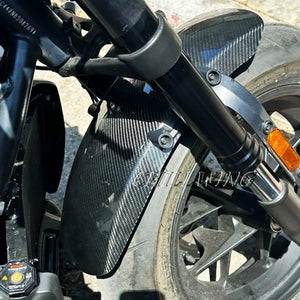 Garde-boue avant en fibre de carbone pour Harley Sportster S - vue 3