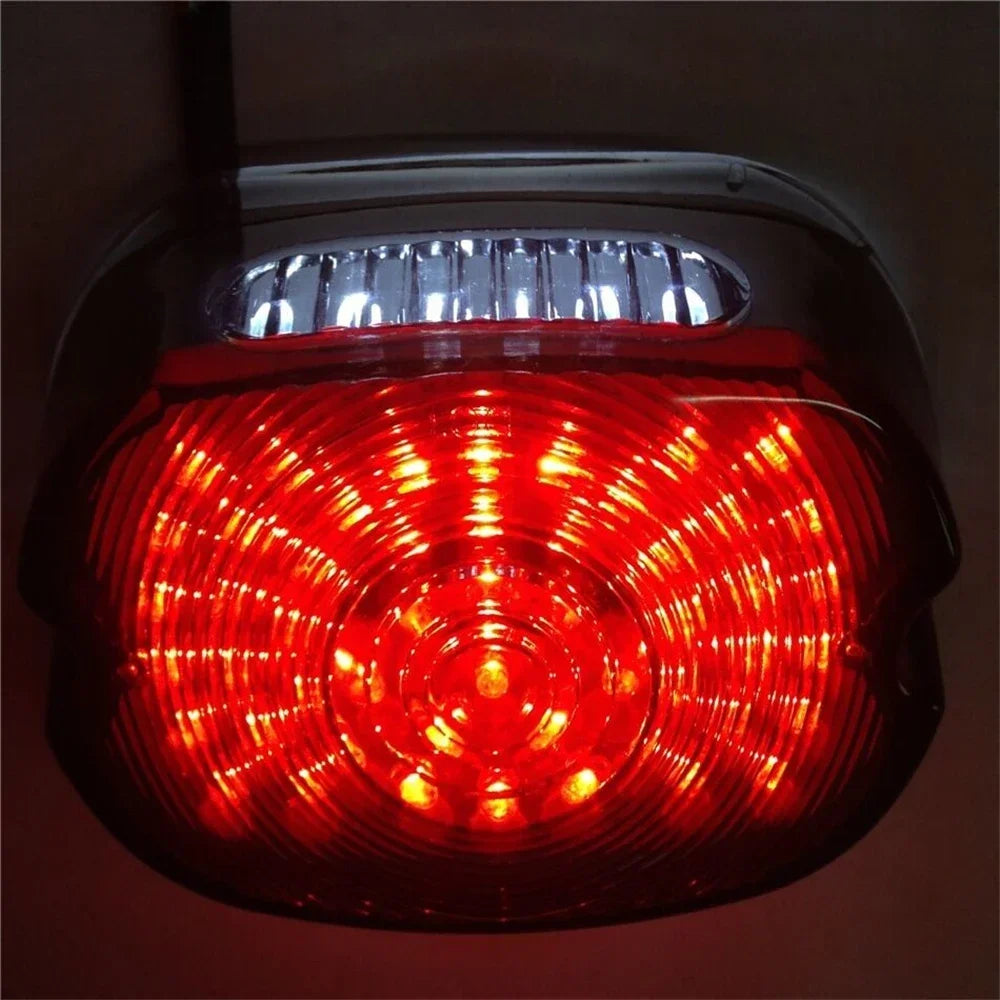 Feu arrière LED fumé pour Harley Softail - vue 3