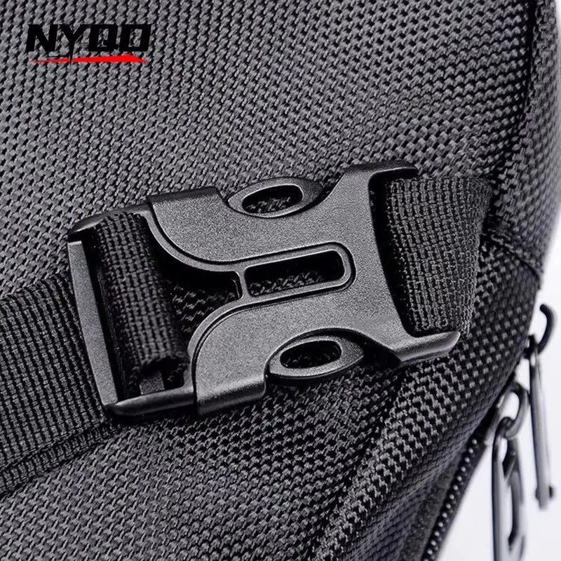 Sac banane cuisse en nylon noir pour moto - vue 6