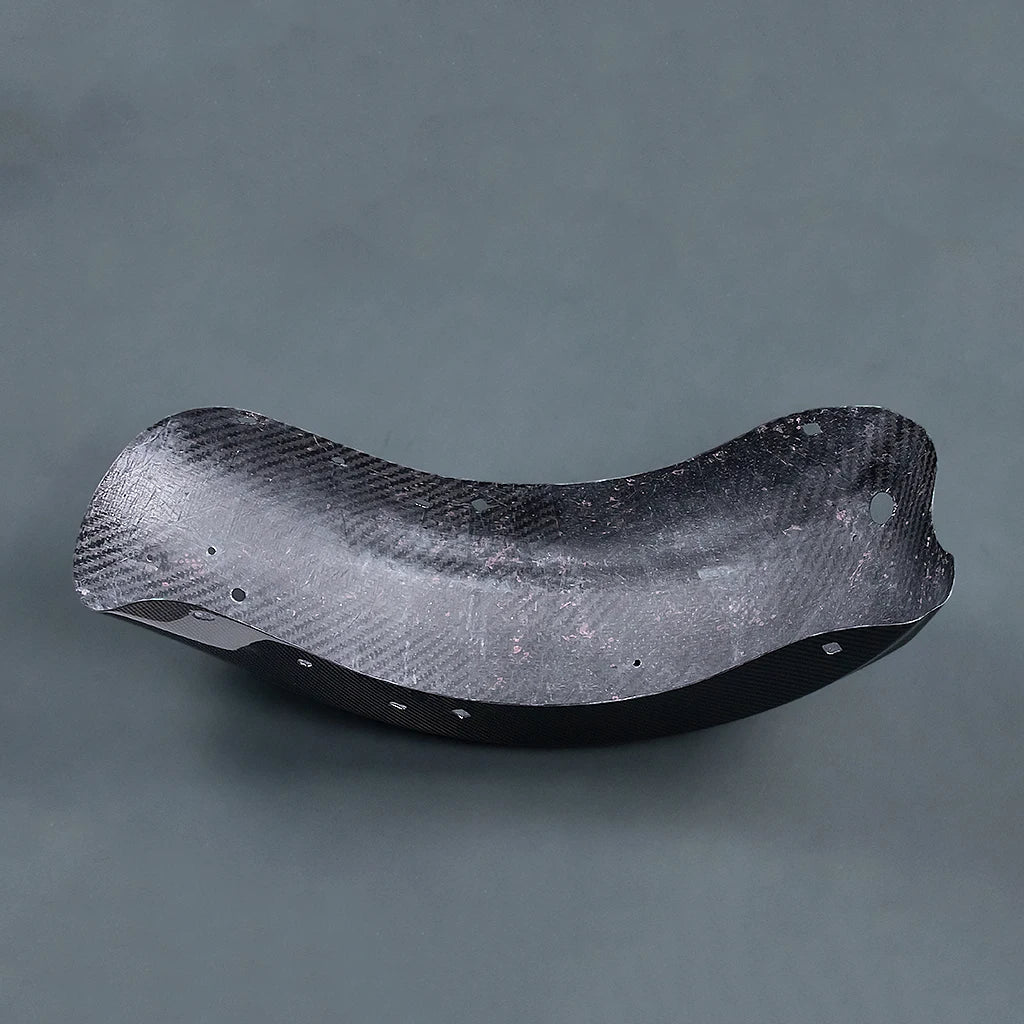 Garde-boue arrière en fibre de carbone pour Harley Touring - vue 6