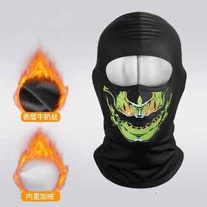 Cagoule imprimée tête de mort portée en sous-casque pour moto - vue 8