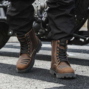 Boots moto homme en cuir - vue de profil