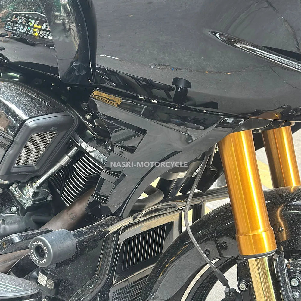 Support de spoiler latéral de carénage noir pour Harley Road Glide - vue 2