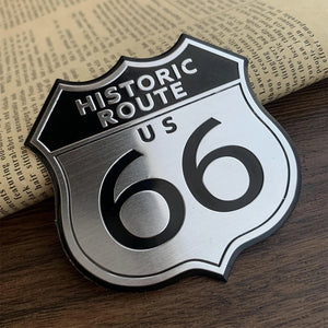 Emblème autocollant aluminium Route 66 sur carrosserie de moto - vue 8