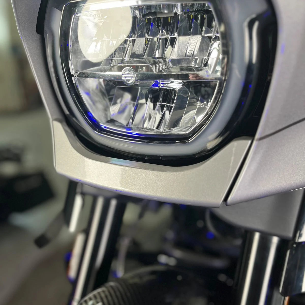 Cache d'Habillage de Phare (Trim Panel), Remplacement OEM - Harley-Davidson Street Glide 2023-2025 – photo 4/7