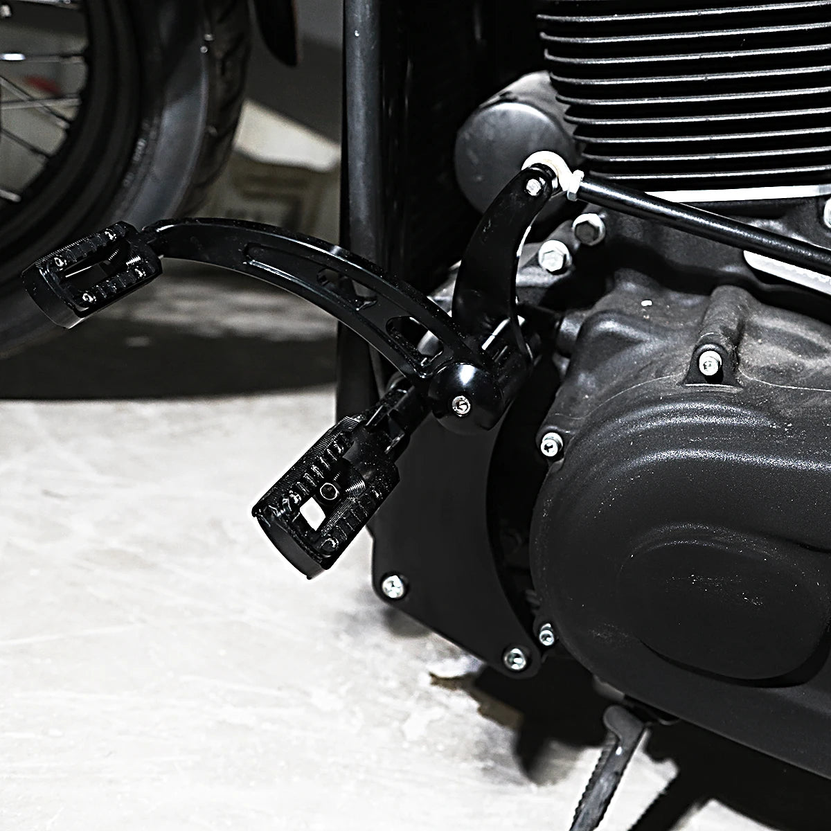 Kit commandes avancées en aluminium billette poli pour Harley-Davidson FXBB Street Bob, Softail Low Rider FXLR 2018-2024 – photo 3/7