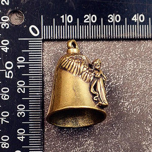 Porte-clés grelot doré à motif croix et ailes d'ange - vue 2