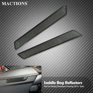 Caches de loquets de sacoches rigides fumés (réflecteurs) - Harley Touring Road King, Street Glide, Electra Glide, CVO, FLHX 2014-2024 – photo 1/7
