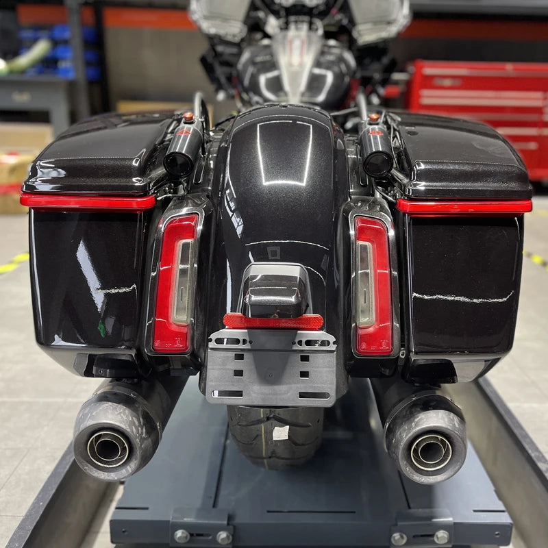 Feux LED de Sacoches Arrière avec Clignotant Intégré (Filler Panel Light) - Harley-Davidson Road Glide/Street Glide 121 CVO/ST, 117, Ultra – photo 4/12