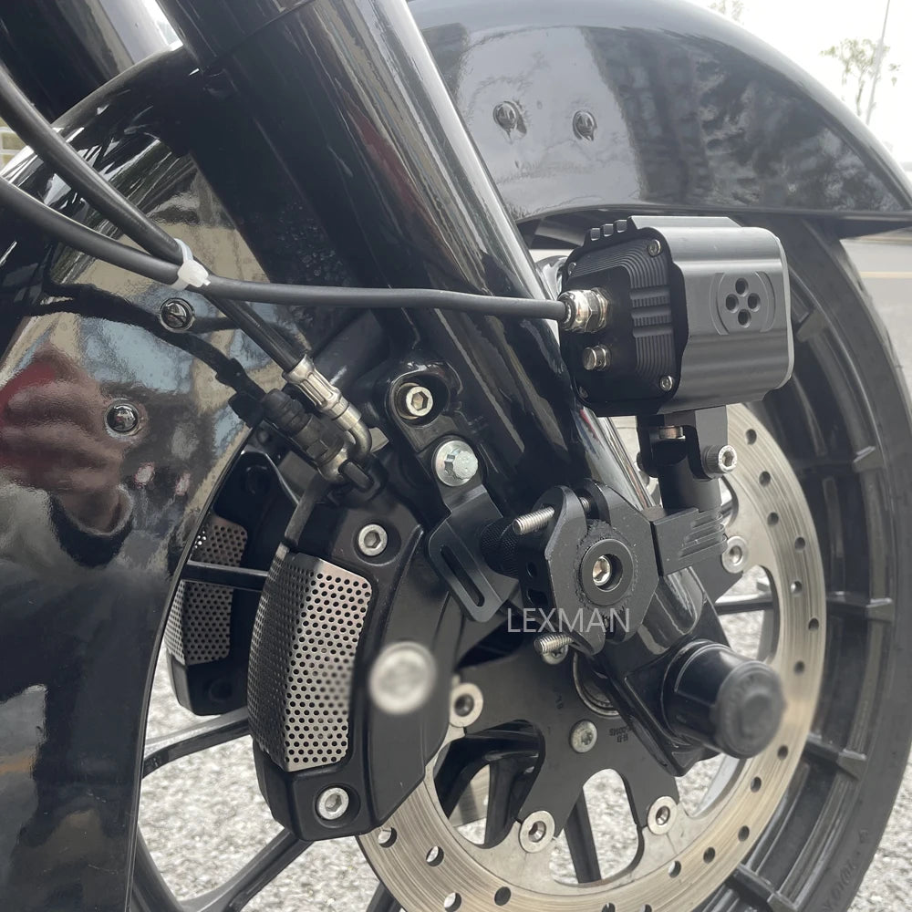 Support de projecteur additionnel pour Harley Touring - vue 3