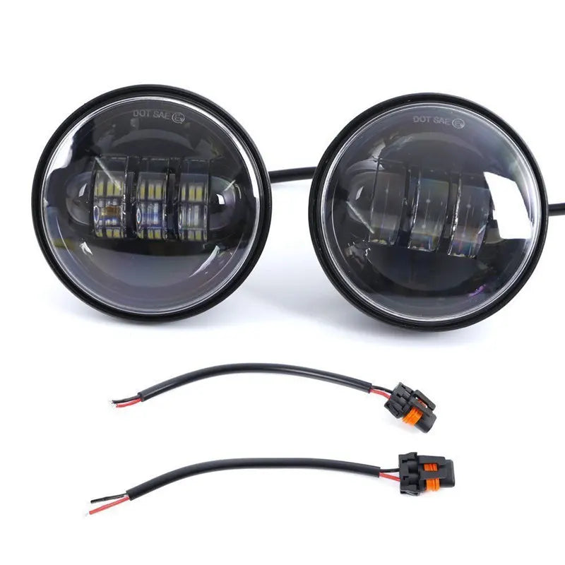Phare LED rond chromé avec feux antibrouillard sur une Harley-Davidson Touring - vue 15