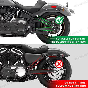 Sacoche latérale en cuir noir fixée sur le côté d'une Harley-Davidson Sportster - vue 2