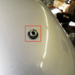 Écrous de fixation de selle pour Harley Sportster, Softail, Dyna, Touring - vue 3