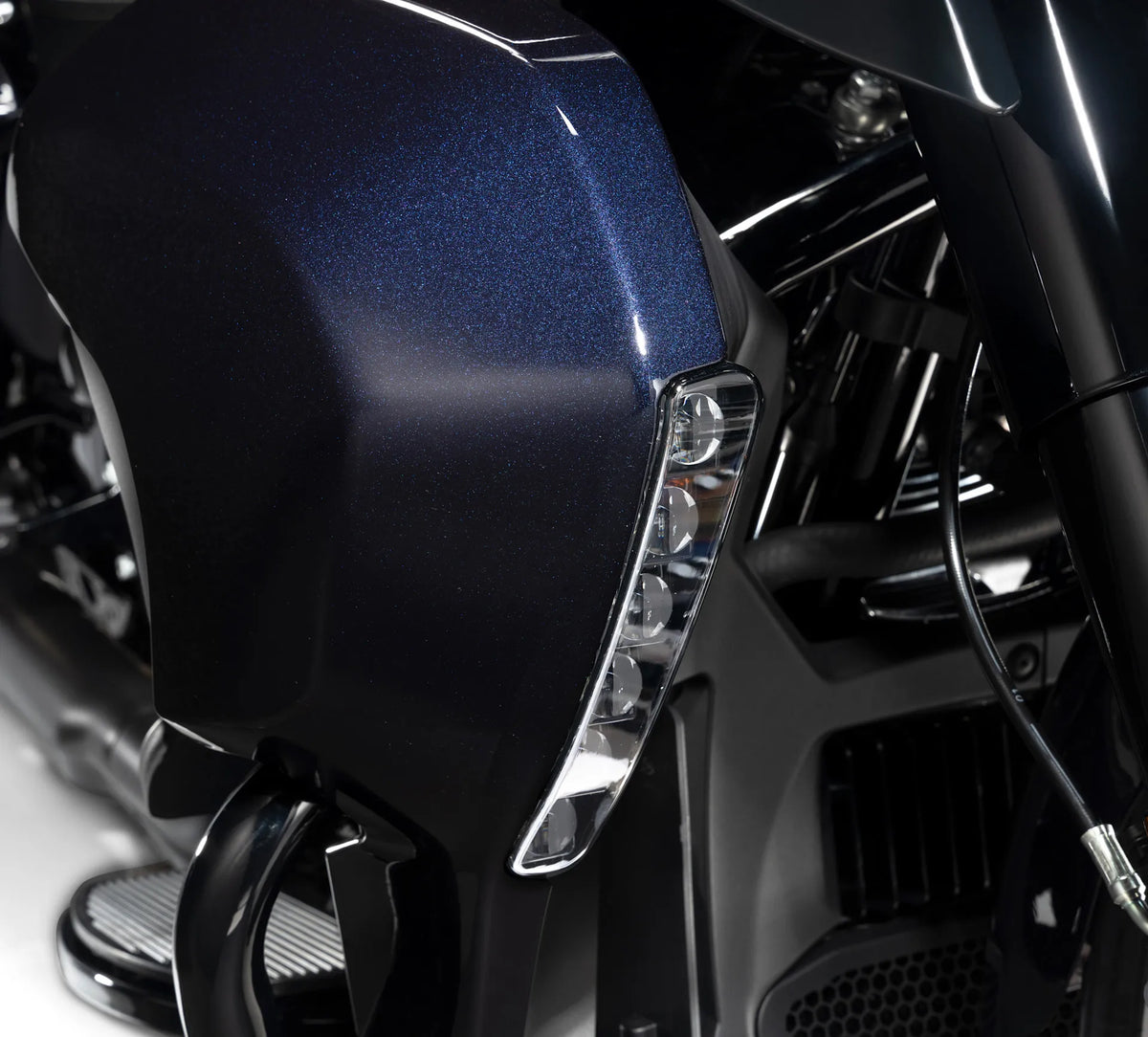 Feux LED de carénage inférieur avec clignotants pour Harley Touring - vue 3
