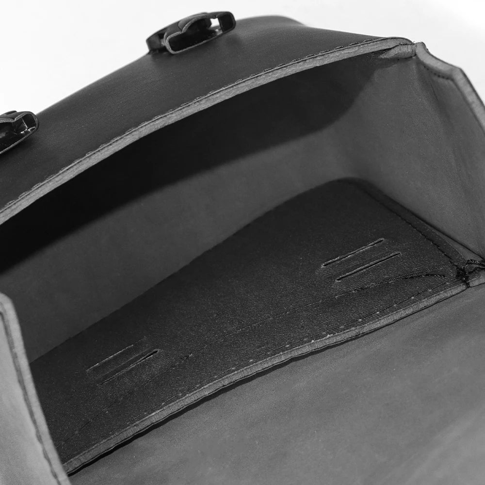 Sacoche latérale en cuir PU noir pour bras oscillant de moto custom - vue 3