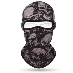 Cagoule imprimée tête de mort portée en sous-casque pour moto - vue 2